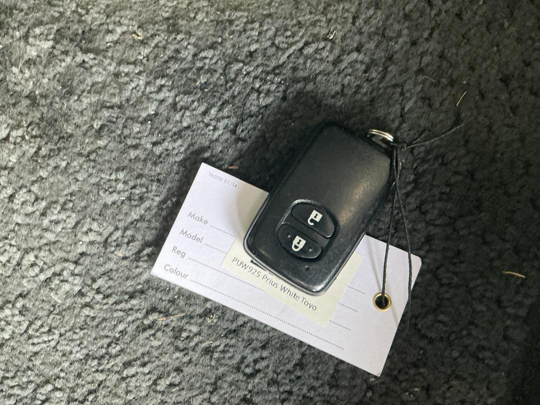 Photo '24' of Toyota Prius Photo '24' of Toyota Prius