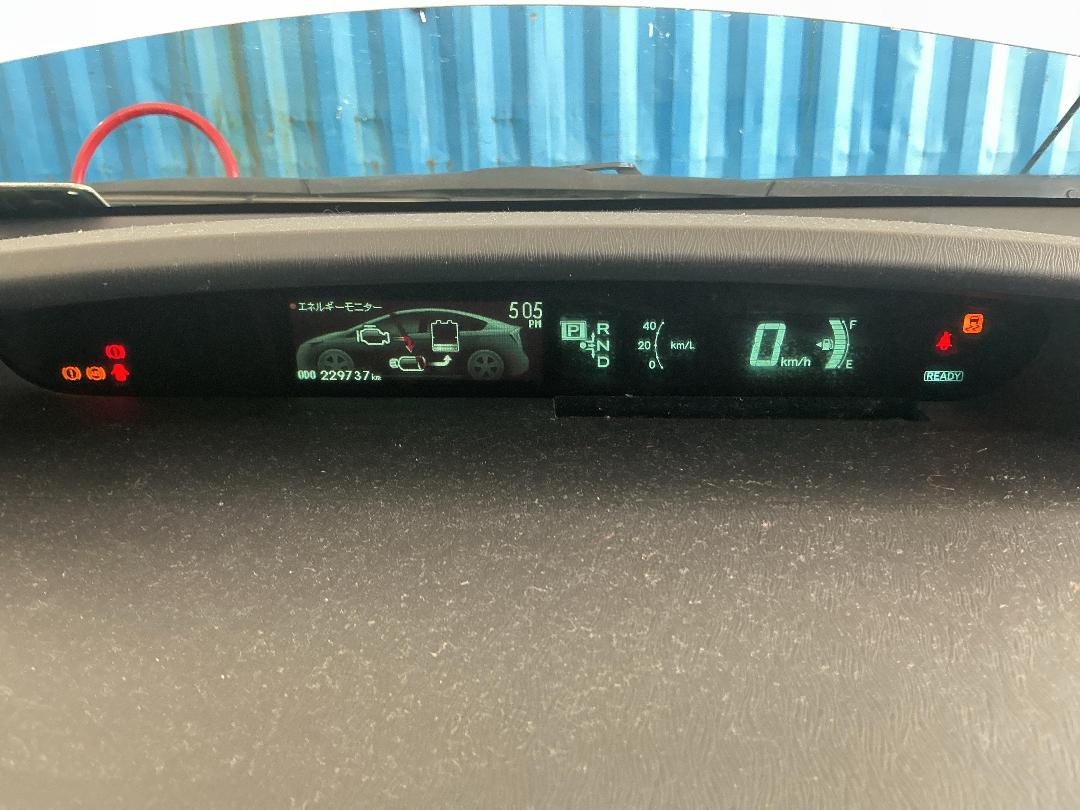 Photo '25' of Toyota Prius Photo '25' of Toyota Prius