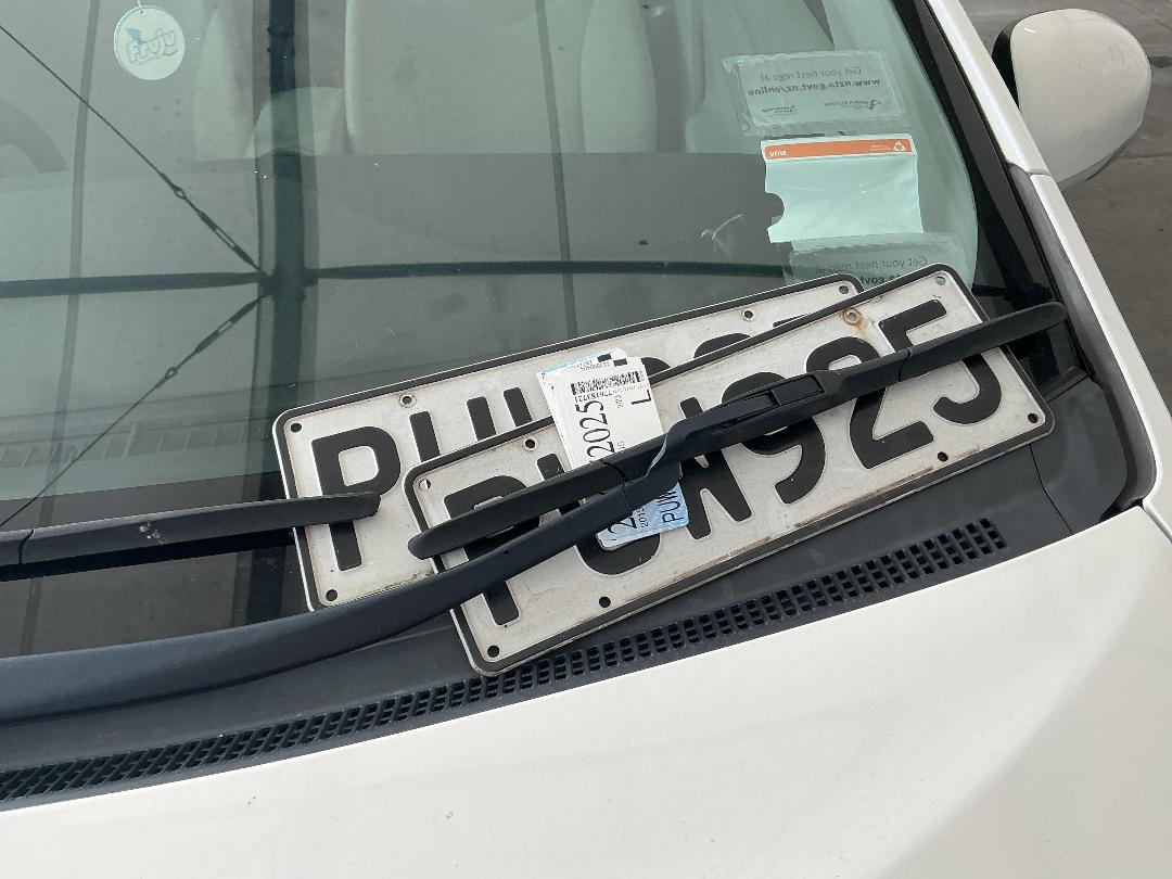 Photo '28' of Toyota Prius Photo '28' of Toyota Prius