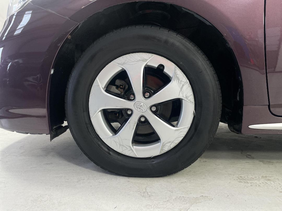 Photo '10' of Toyota Prius Photo '10' of Toyota Prius