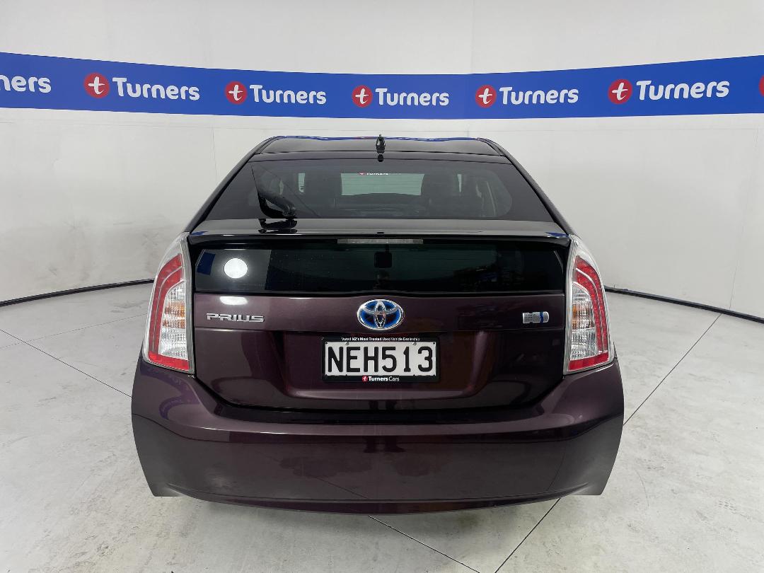 Photo '6' of Toyota Prius Photo '6' of Toyota Prius