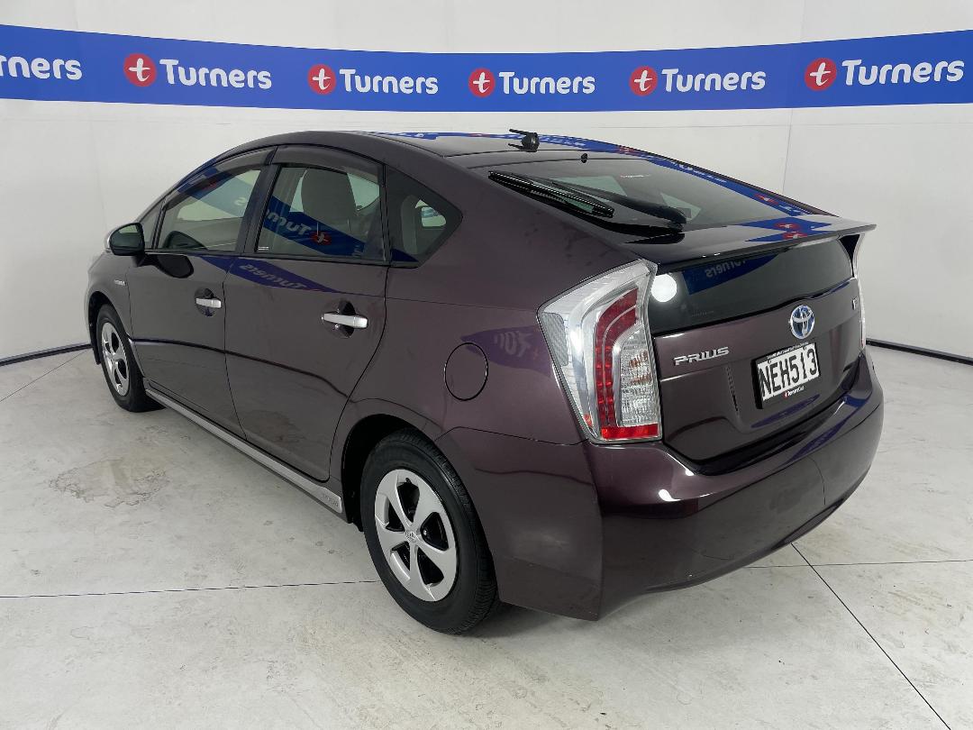 Photo '5' of Toyota Prius Photo '5' of Toyota Prius