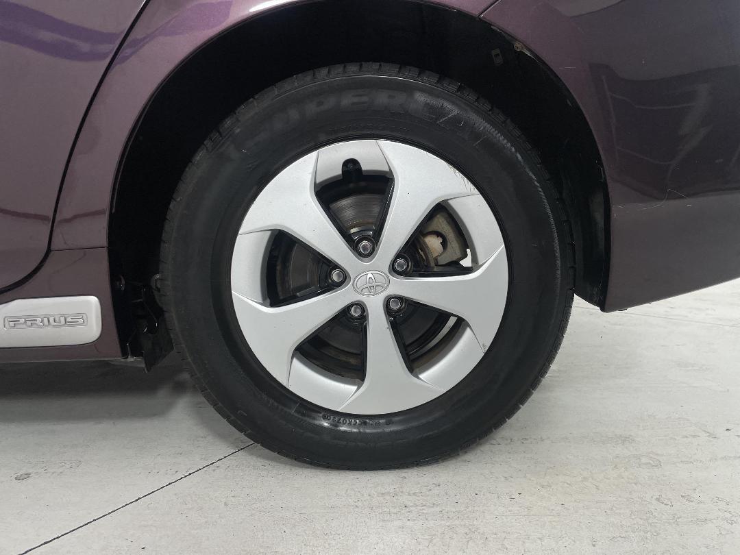 Photo '11' of Toyota Prius Photo '11' of Toyota Prius