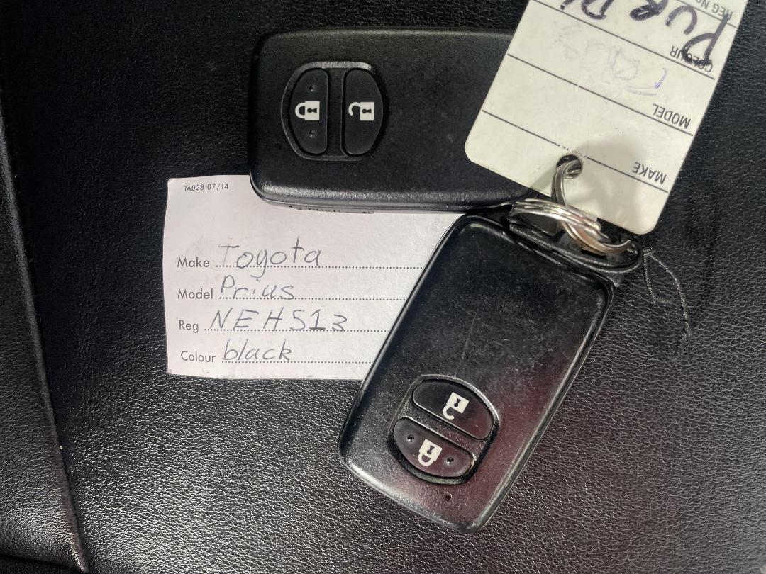 Photo '22' of Toyota Prius Photo '22' of Toyota Prius