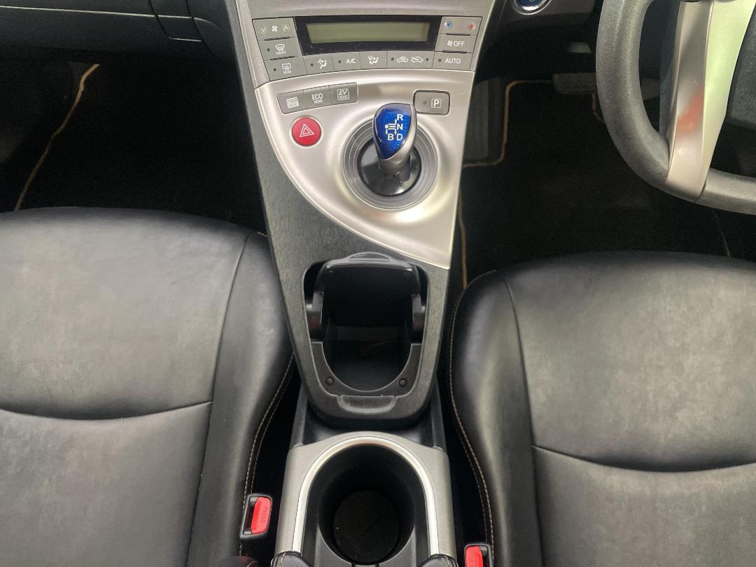 Photo '18' of Toyota Prius Photo '18' of Toyota Prius