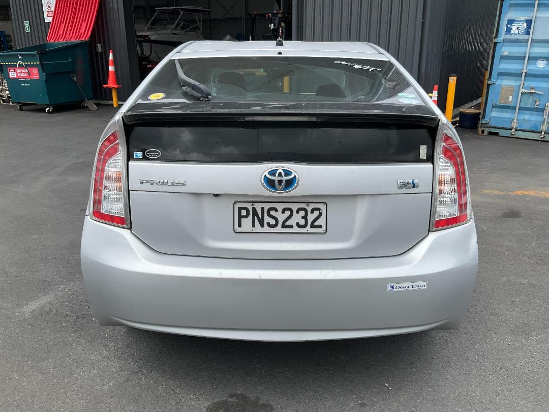 Photo '8' of Toyota Prius Hybrid Photo '8' of Toyota Prius Hybrid