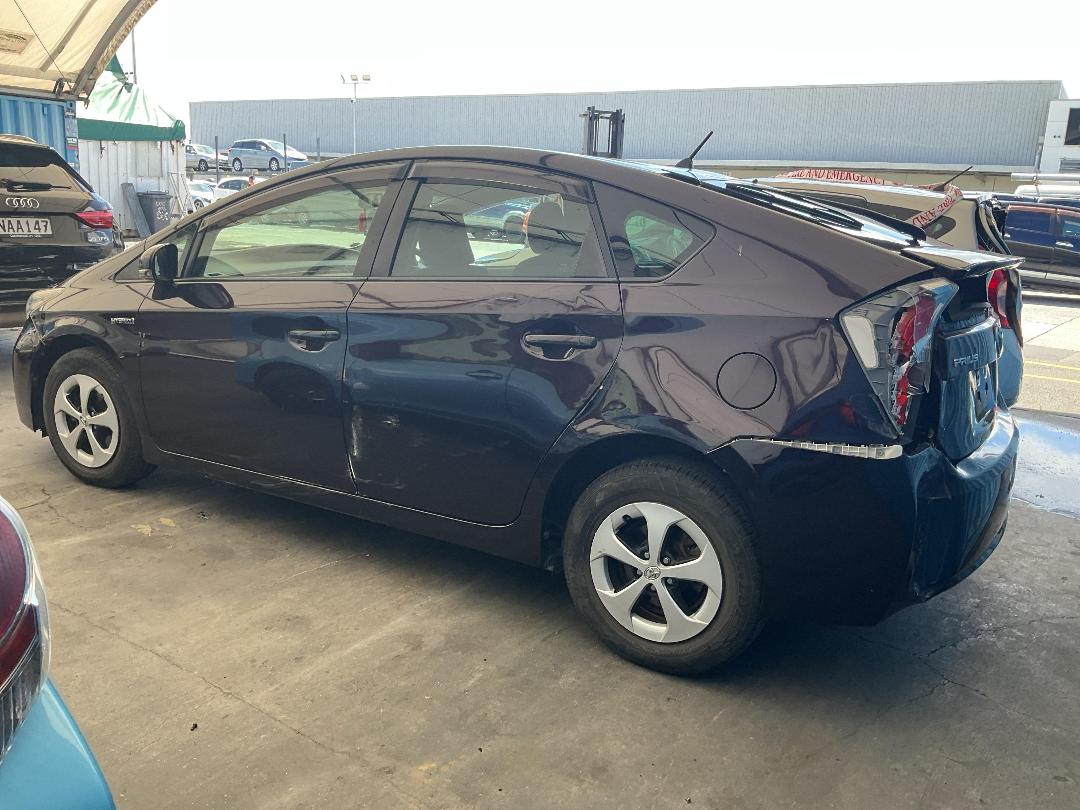 Photo '9' of Toyota Prius Hybrid Photo '9' of Toyota Prius Hybrid