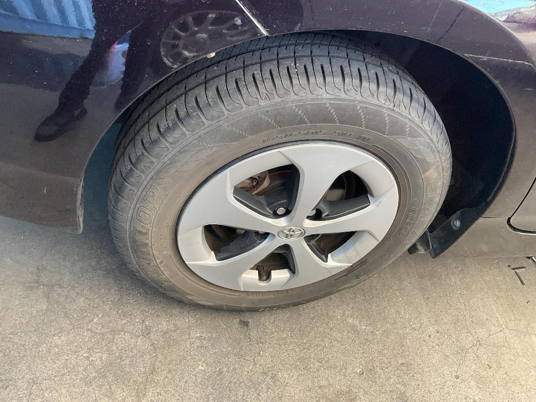 Photo '15' of Toyota Prius Hybrid Photo '15' of Toyota Prius Hybrid