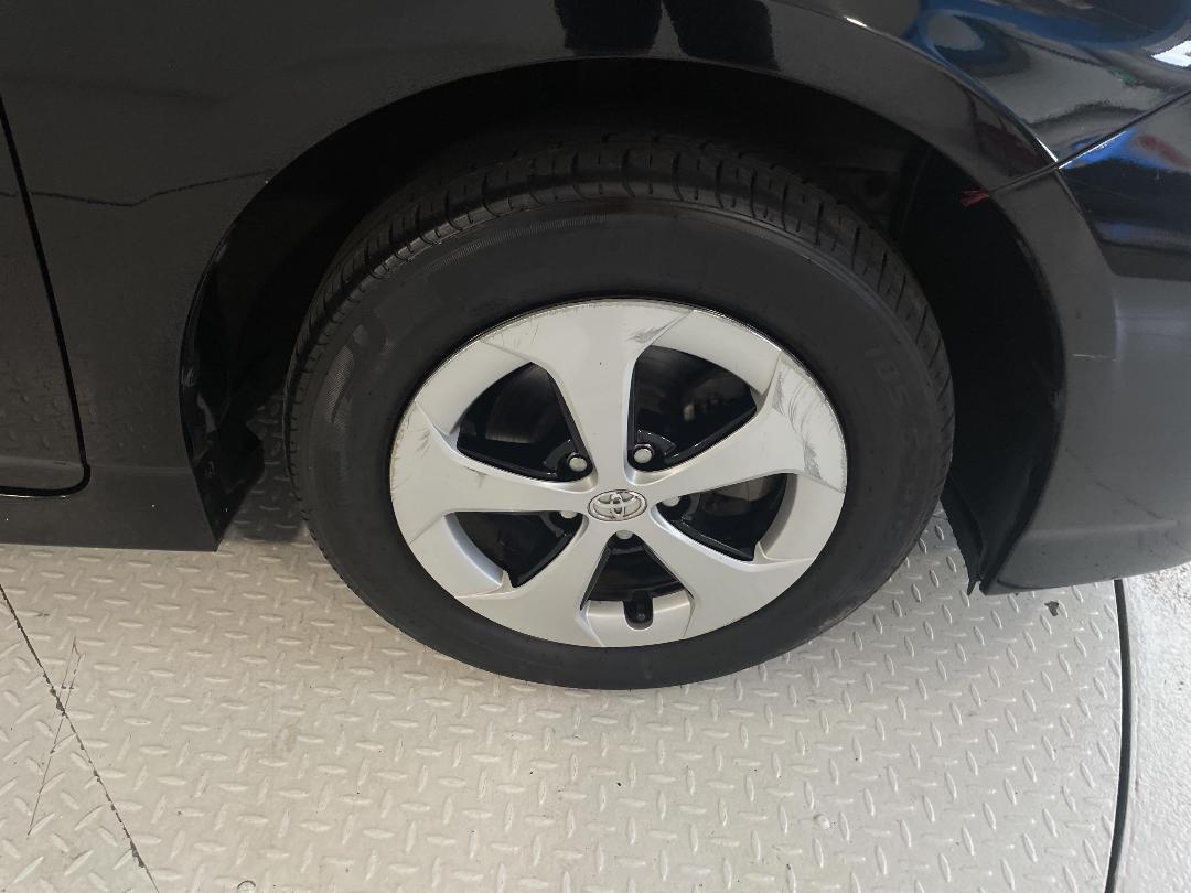 Photo '9' of Toyota Prius