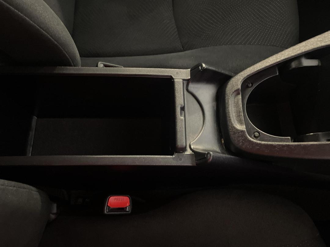 Photo '31' of Toyota Prius