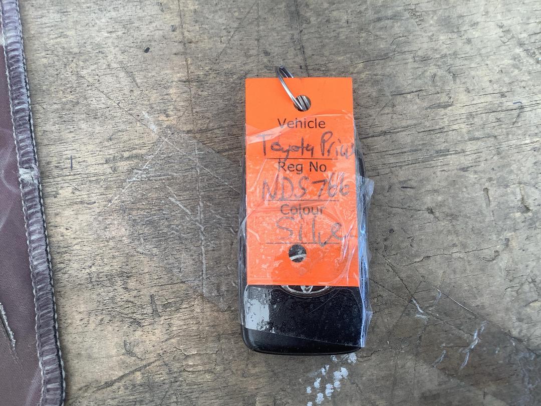 Photo '18' of Toyota Prius Hybrid Synergy Drive Photo '18' of Toyota Prius Hybrid Synergy Drive