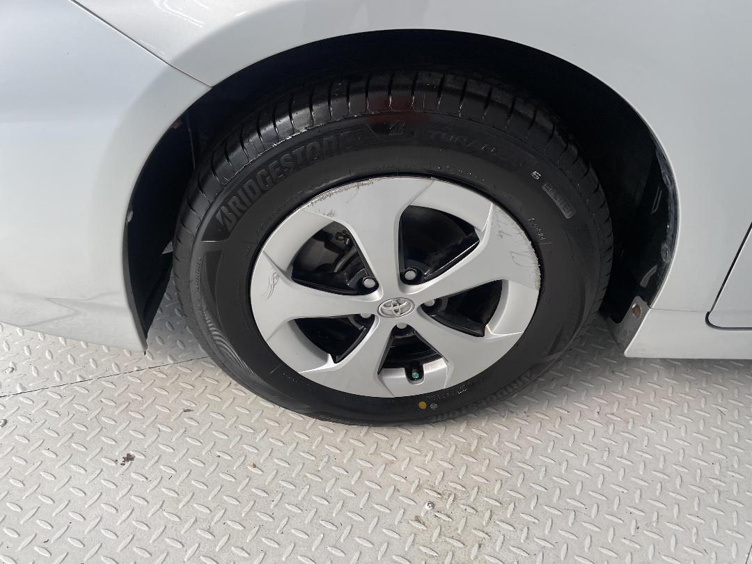 Photo '10' of Toyota Prius Photo '10' of Toyota Prius