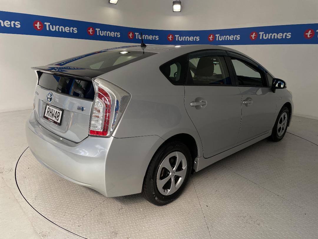 Photo '7' of Toyota Prius Photo '7' of Toyota Prius