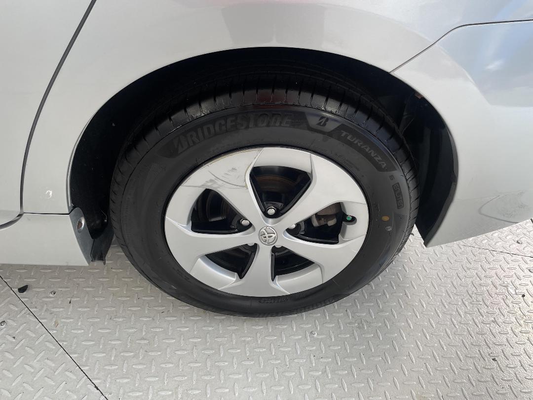 Photo '11' of Toyota Prius Photo '11' of Toyota Prius