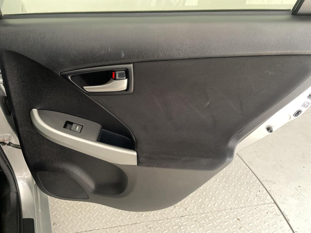 Photo '19' of Toyota Prius Photo '19' of Toyota Prius