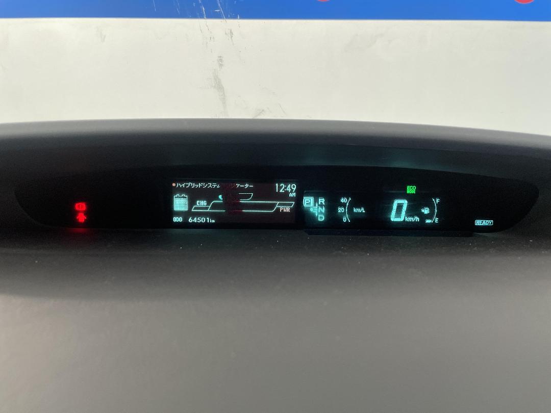 Photo '21' of Toyota Prius Photo '21' of Toyota Prius