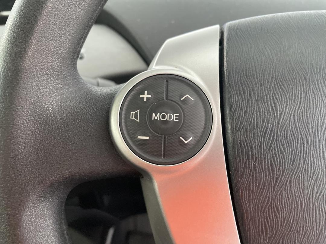 Photo '26' of Toyota Prius Photo '26' of Toyota Prius