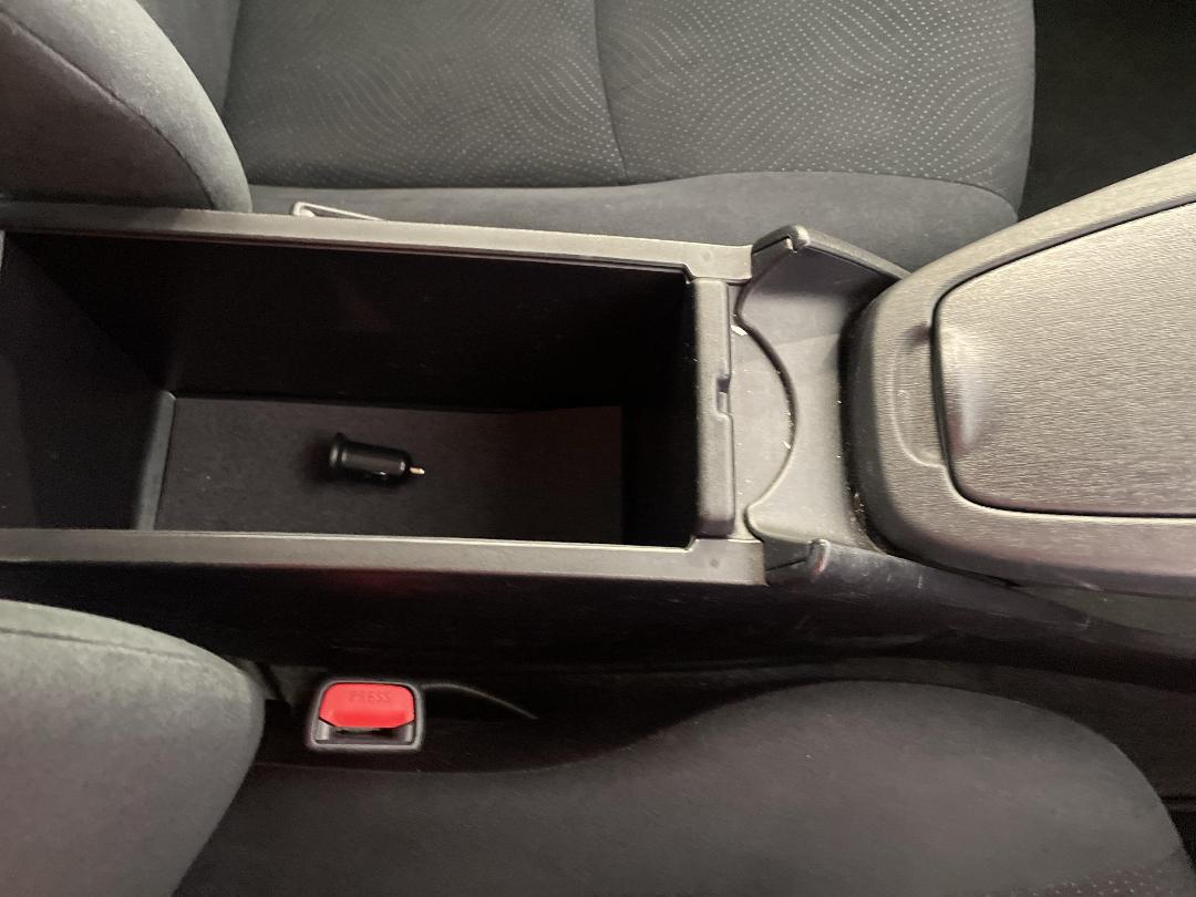 Photo '32' of Toyota Prius Photo '32' of Toyota Prius