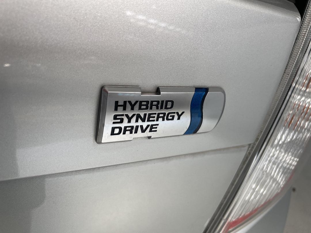 Photo '36' of Toyota Prius Photo '36' of Toyota Prius