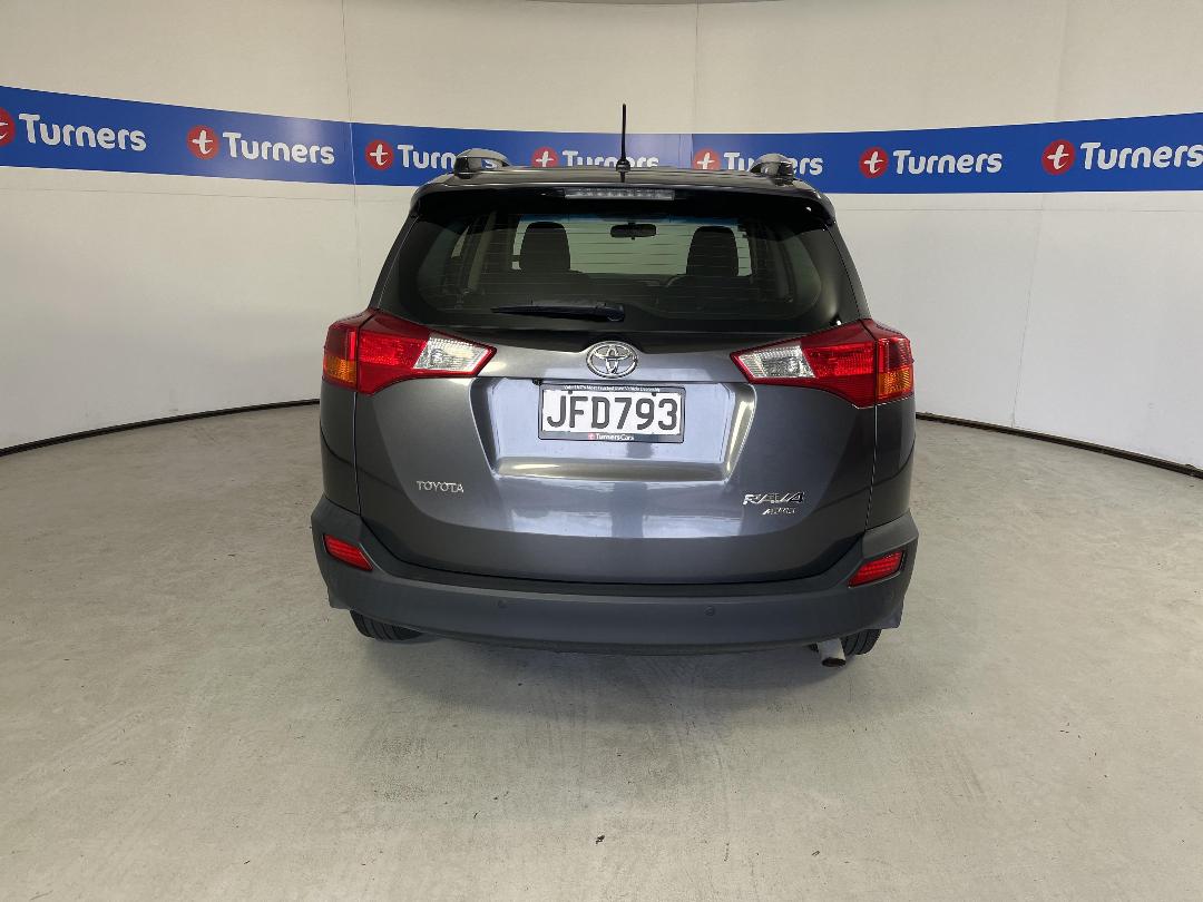 Photo '6' of Toyota Rav4