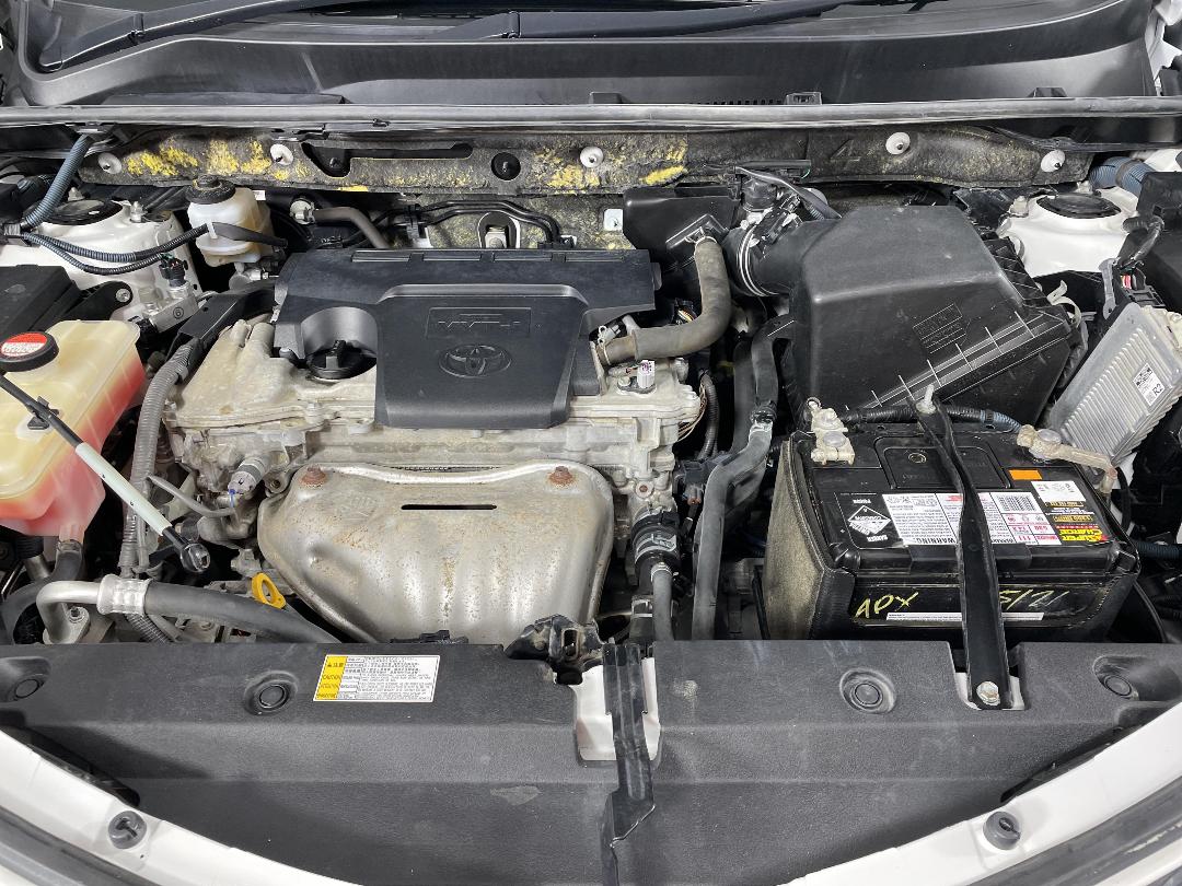 Photo '13' of Toyota Rav4