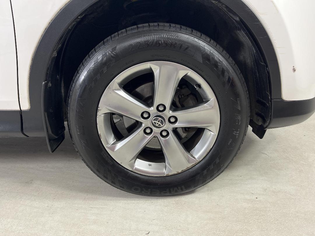 Photo '9' of Toyota Rav4