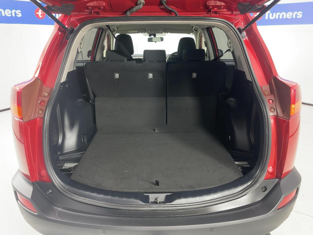 Photo '14' of Toyota Rav4