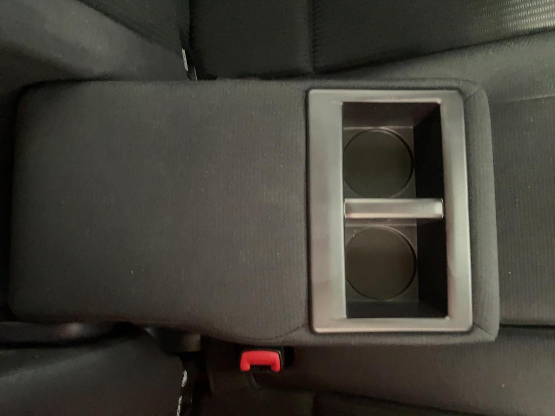 Photo '24' of Toyota Rav4