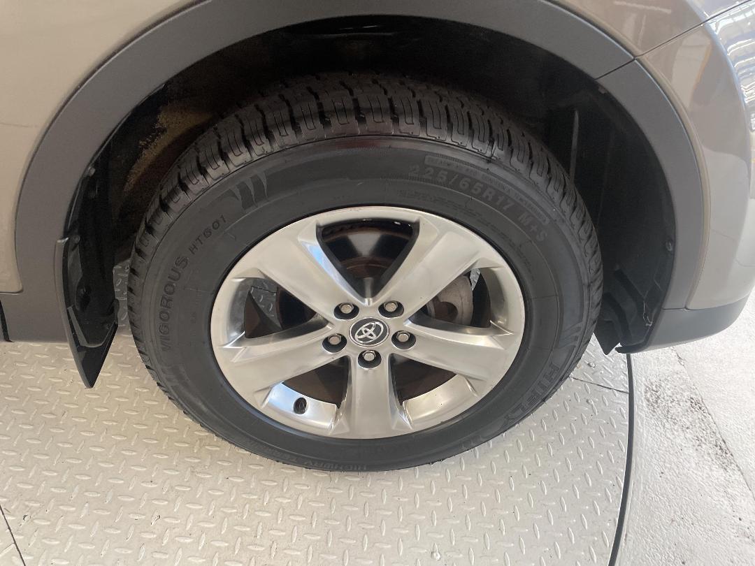 Photo '9' of Toyota Rav4