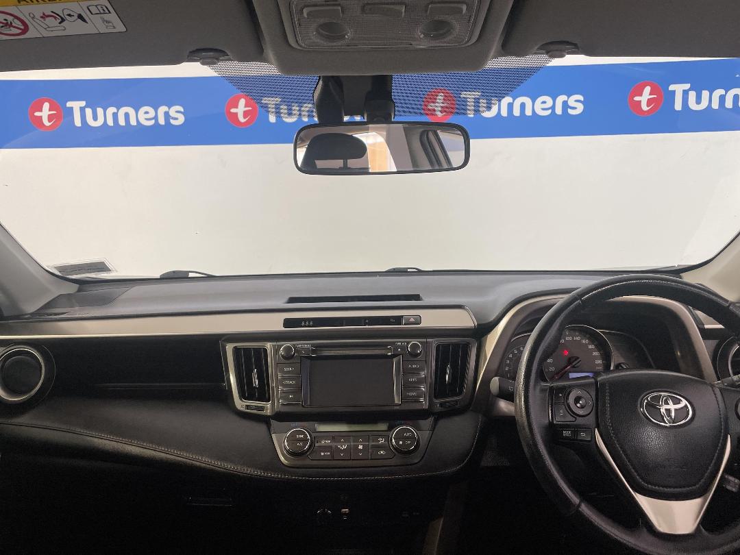 Photo '17' of Toyota Rav4