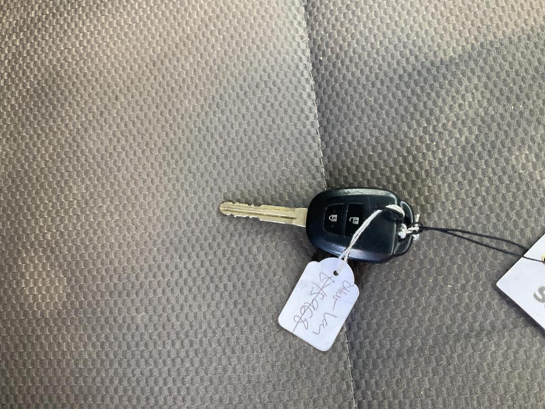 Photo '35' of Toyota Regius ACE VAN Photo '35' of Toyota Regius ACE VAN