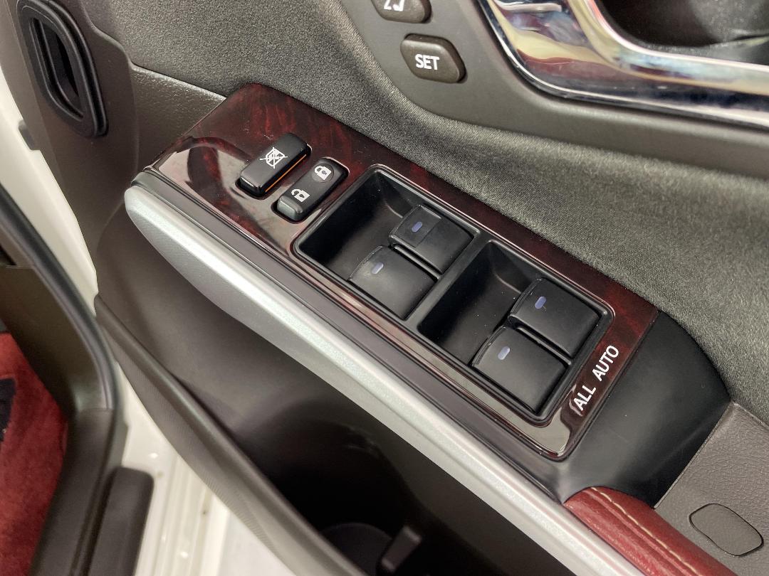 Photo '23' of Toyota SAI Photo '23' of Toyota SAI