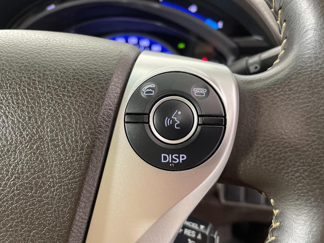 Photo '25' of Toyota SAI Photo '25' of Toyota SAI