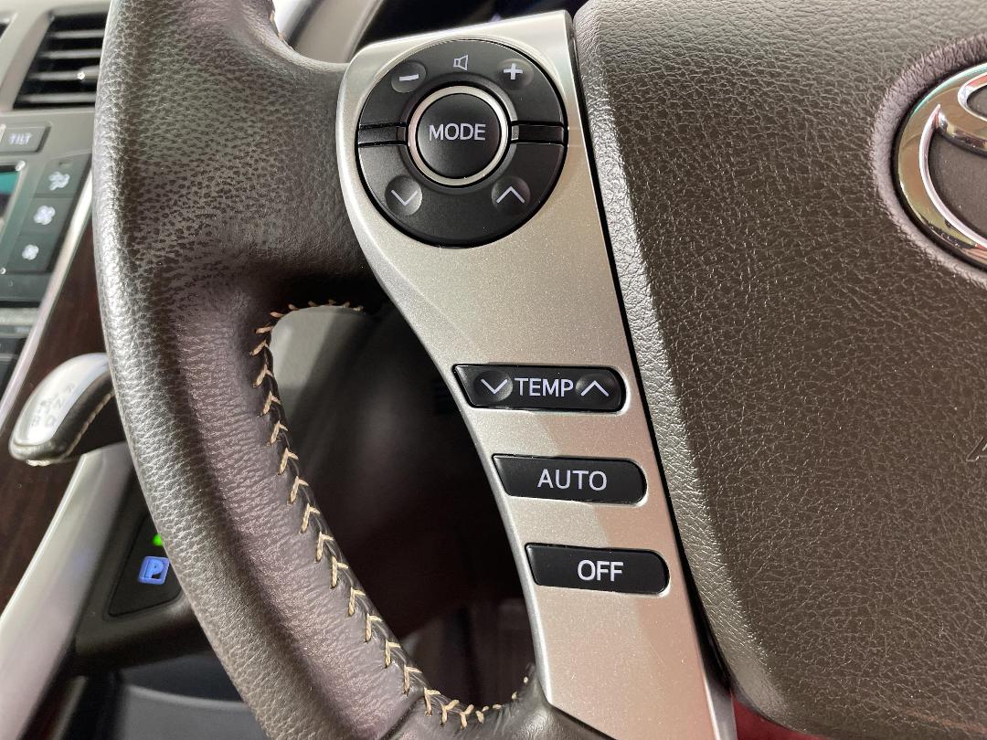 Photo '27' of Toyota SAI Photo '27' of Toyota SAI