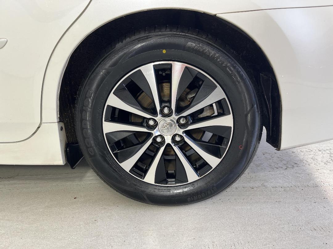 Photo '11' of Toyota SAI