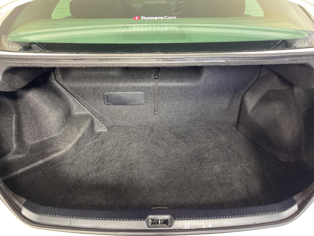 Photo '14' of Toyota SAI