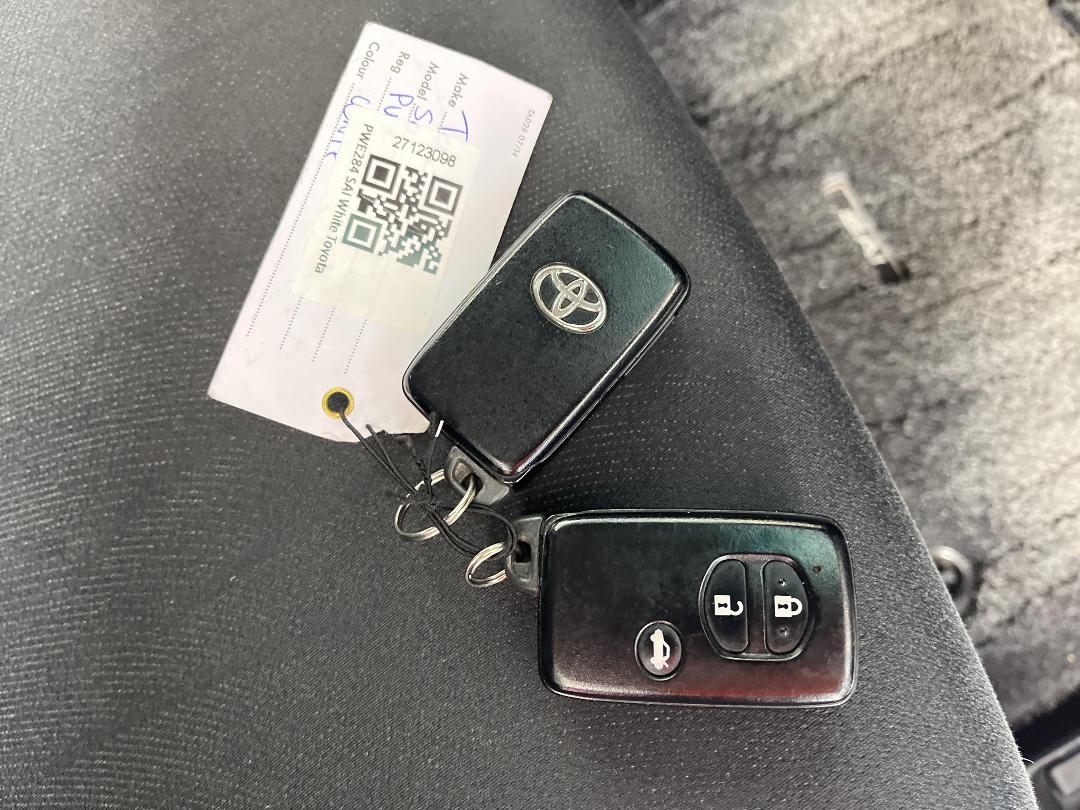 Photo '22' of Toyota SAI