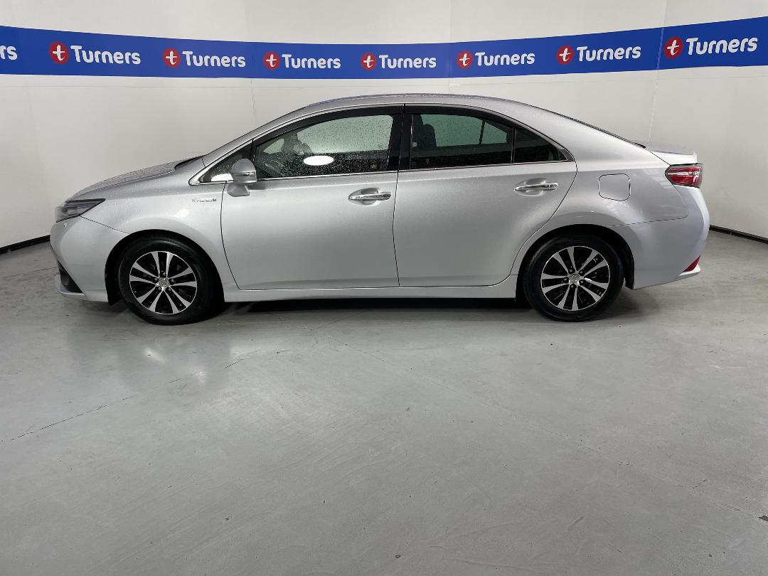 Photo '24' of Toyota SAI Photo '24' of Toyota SAI