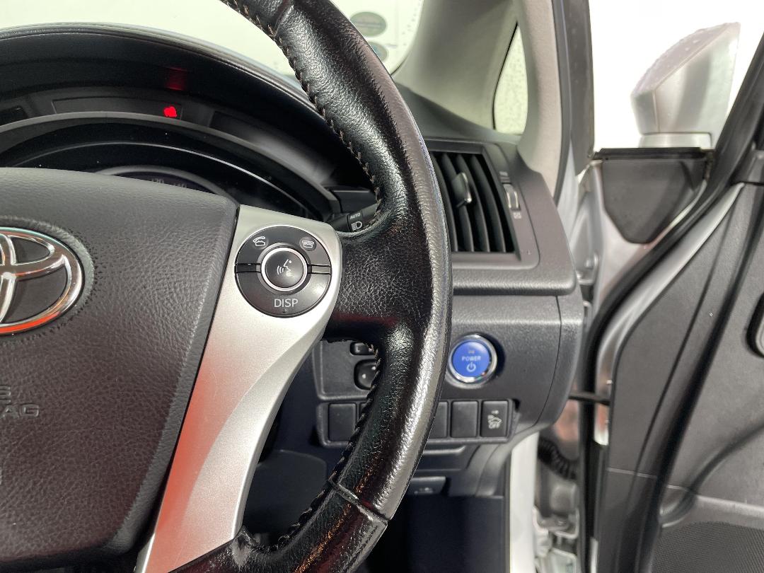 Photo '27' of Toyota SAI Photo '27' of Toyota SAI