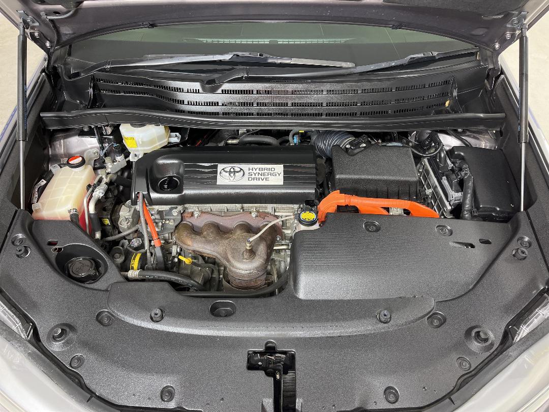 Photo '13' of Toyota SAI