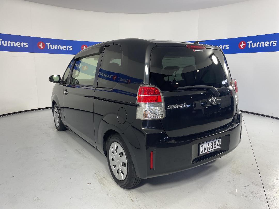 Photo '5' of Toyota Spade