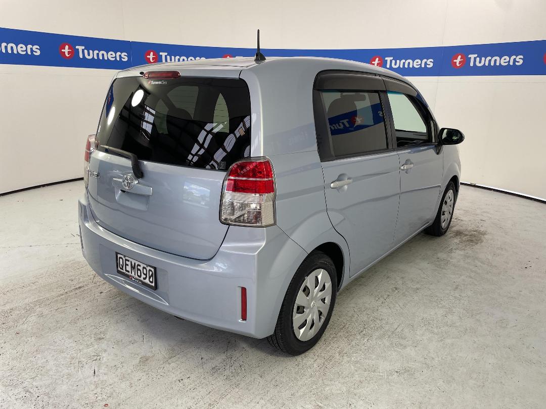 Photo '7' of Toyota Spade