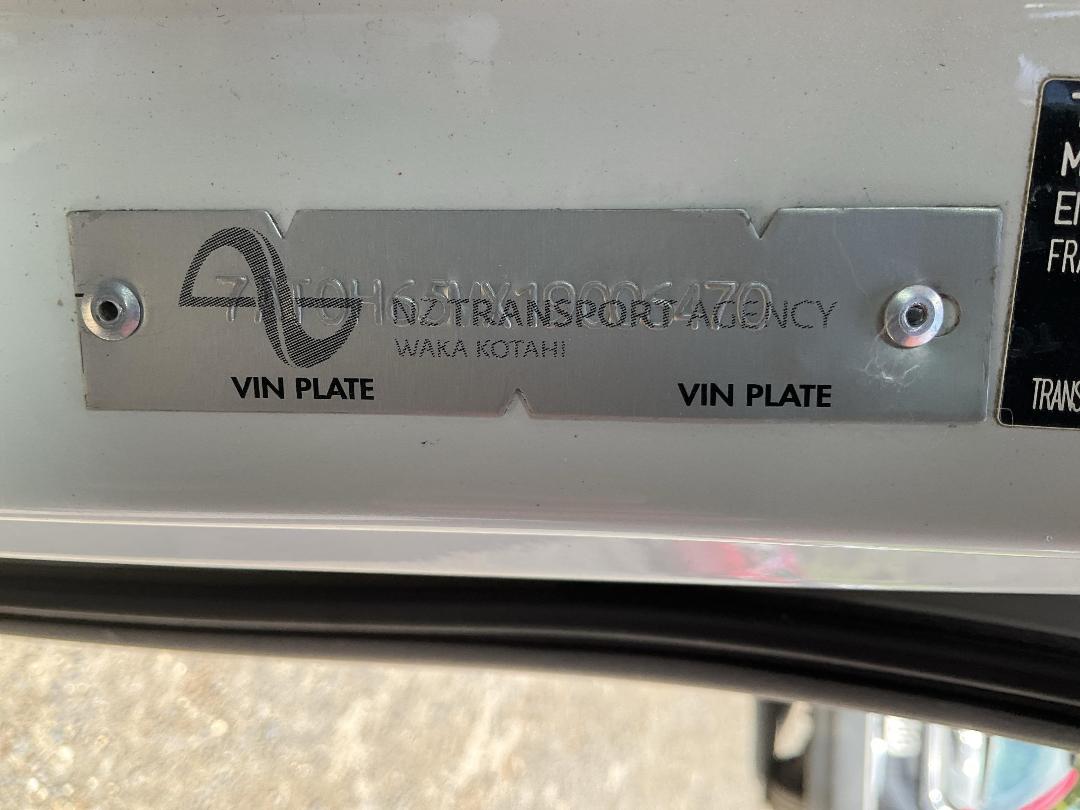 Photo '21' of Toyota Vellfire V6