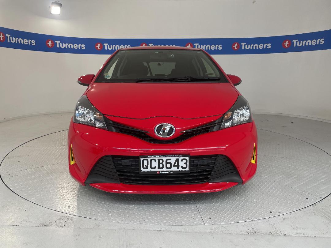 Photo '2' of Toyota Vitz