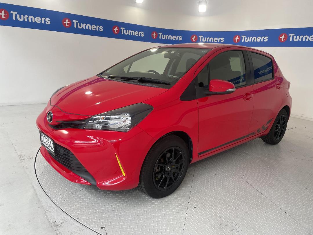 Photo '4' of Toyota Vitz