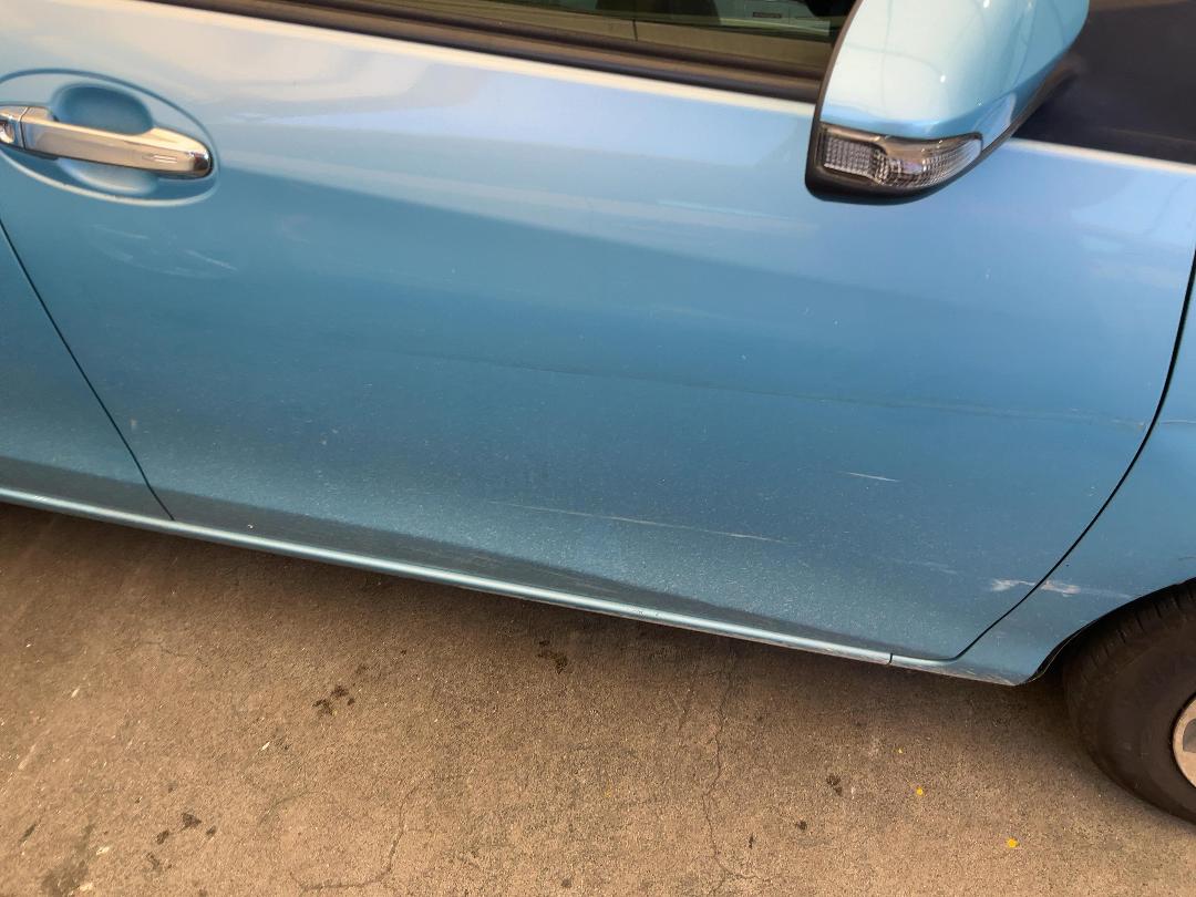 Photo '3' of Toyota Vitz