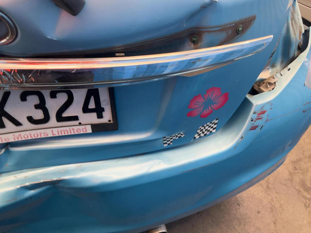 Photo '16' of Toyota Vitz