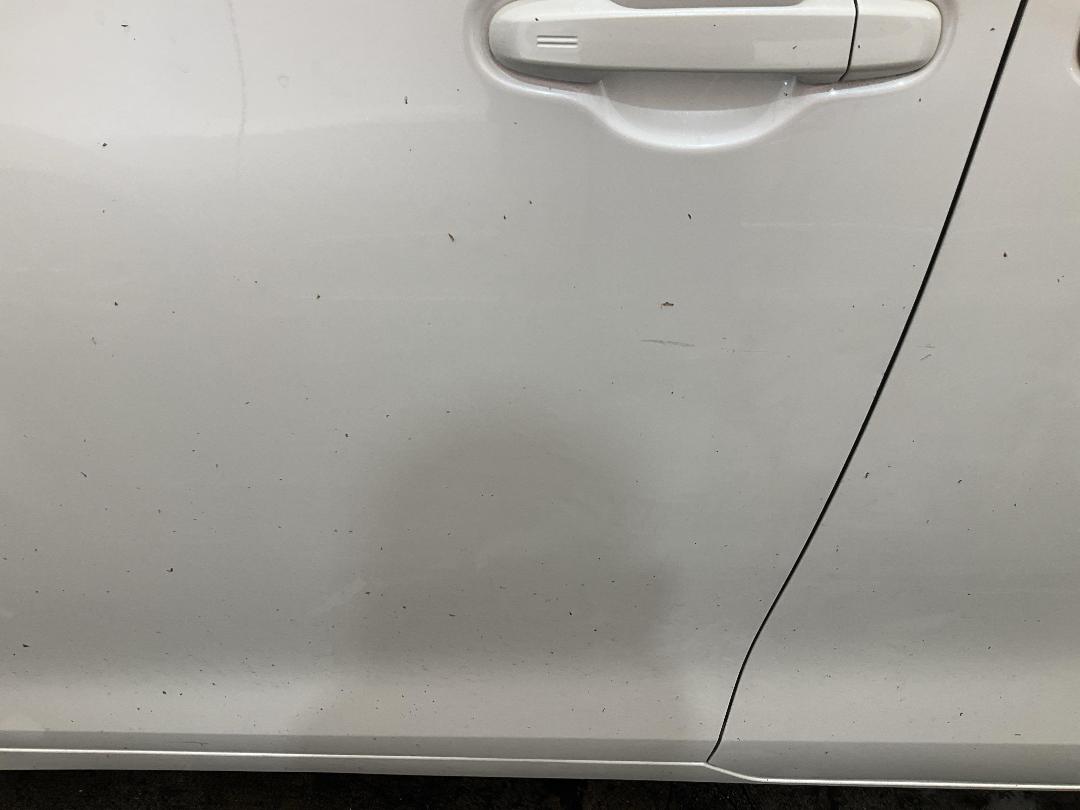 Photo '11' of Toyota Voxy Hybrid Photo '11' of Toyota Voxy Hybrid