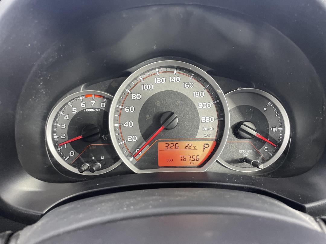 Photo '21' of Toyota Yaris