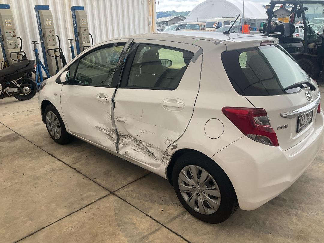 Photo '4' of Toyota Yaris GX Photo '4' of Toyota Yaris GX